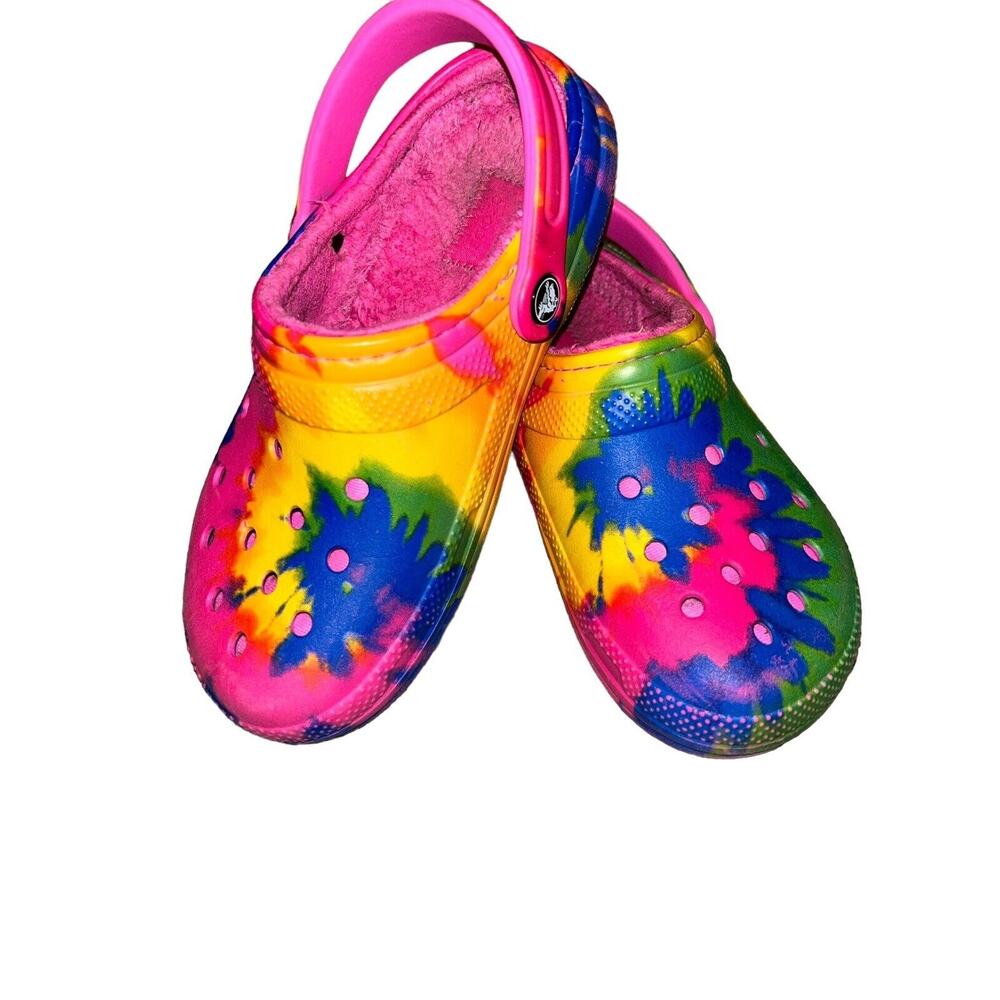 Crocs Tie Dye Rainbow Fleece Lined Dual Comfort Slip On Clogs M4 W6 fuzzy